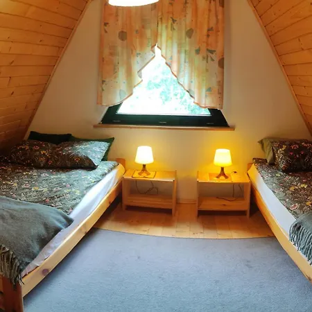 U Adama Nyaraló Zawoja